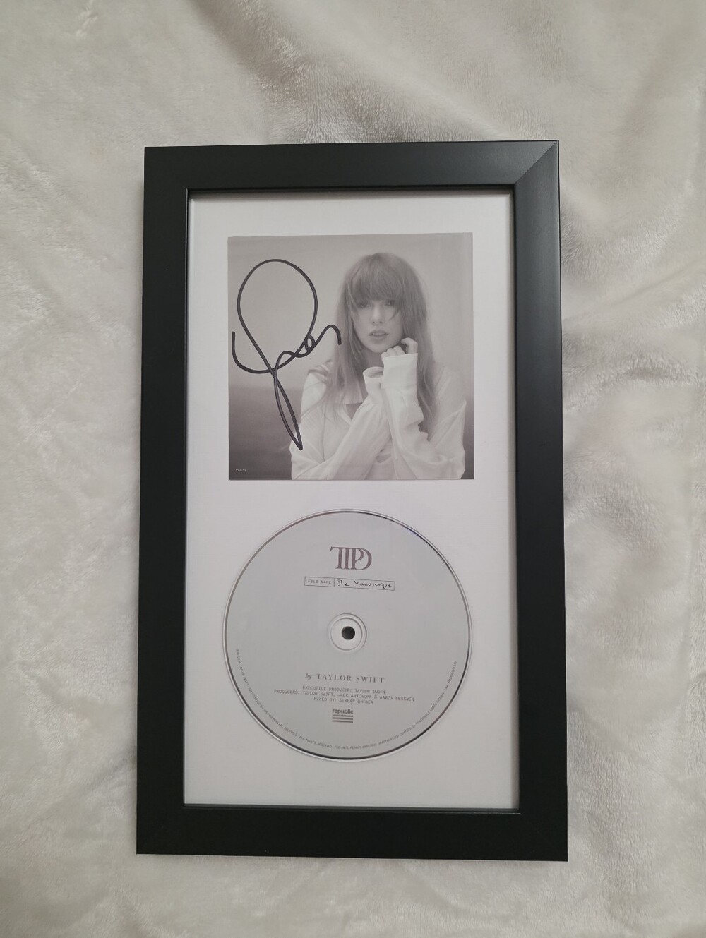 Taylor Swift Signed TTPD CD & Authentic Autographed Insert Framed